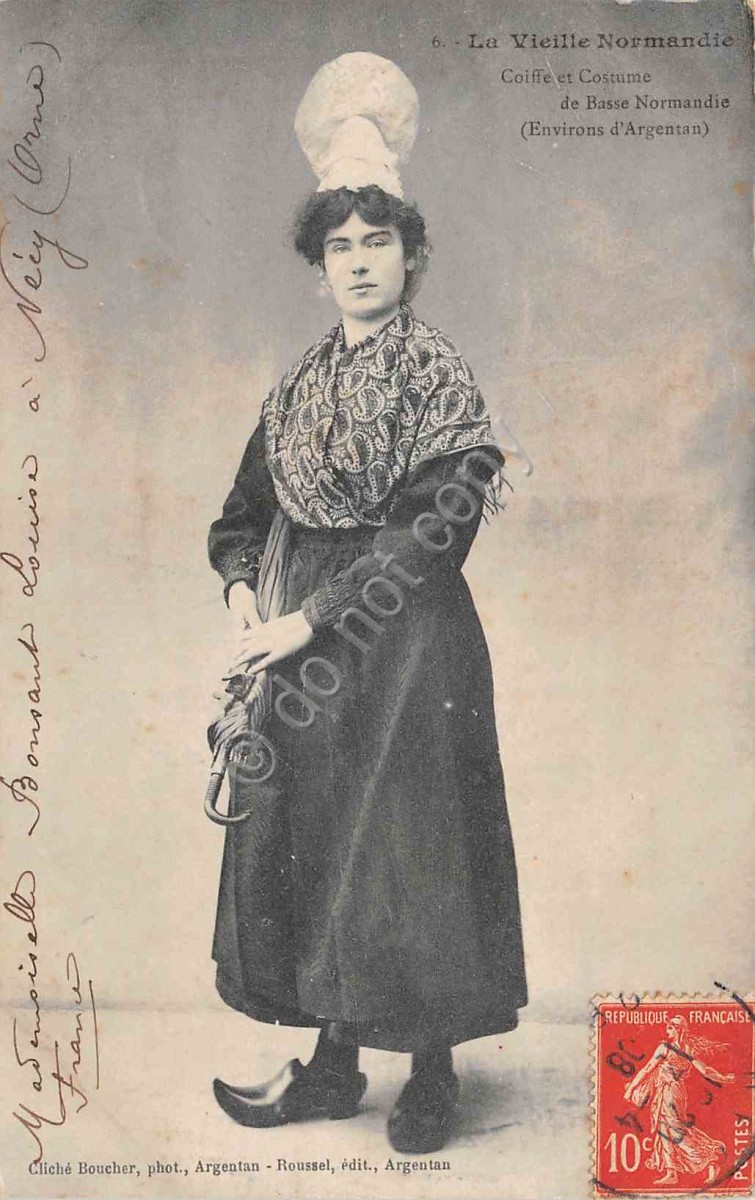 Cartolina Normandie Coiffe et costume de Basse Normandie 1908 (Costumi)